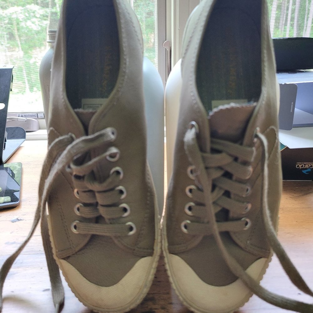 Tretorn sneakers